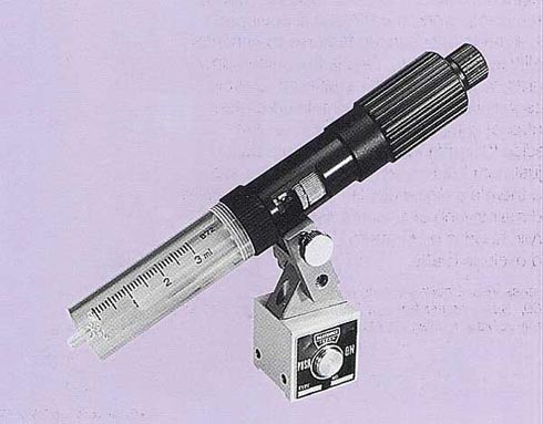 Syringe-based Microinjector