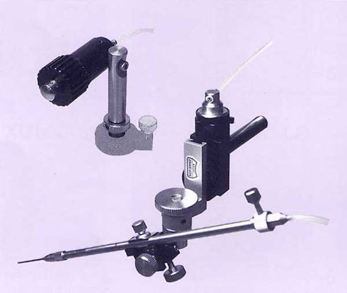 Universal Joint with Return/detachment and Dual Rotation Mechanism